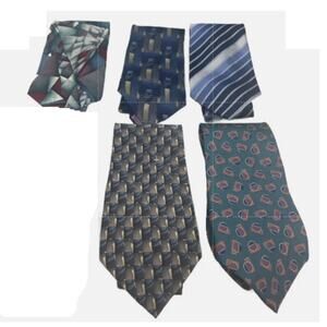 Lot of 5 Silver Navy Blue Tan Geometric Stripe Vintage and Modern Mens Neck Ties
